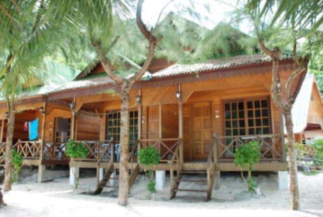 New Cocohut Chalet Hotel Kuala Terengganu Exterior photo