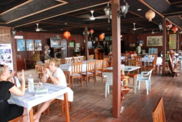 New Cocohut Chalet Hotel Kuala Terengganu Exterior photo